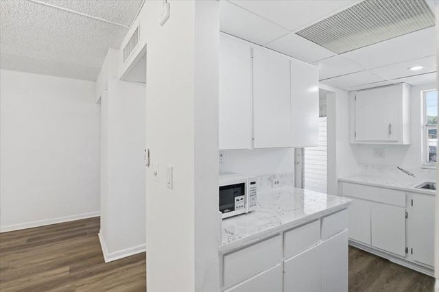 4161 NW 26th St 105, Lauderhill, FL 33313