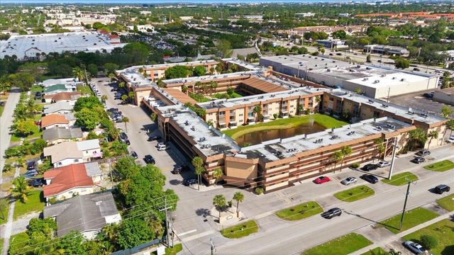 4161 NW 26th St 105, Lauderhill, FL 33313