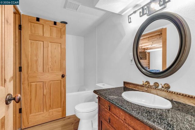 530 Leon Way, Clayton, CA 94517