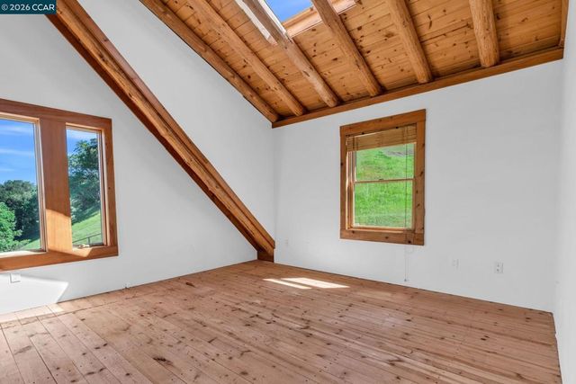 530 Leon Way, Clayton, CA 94517