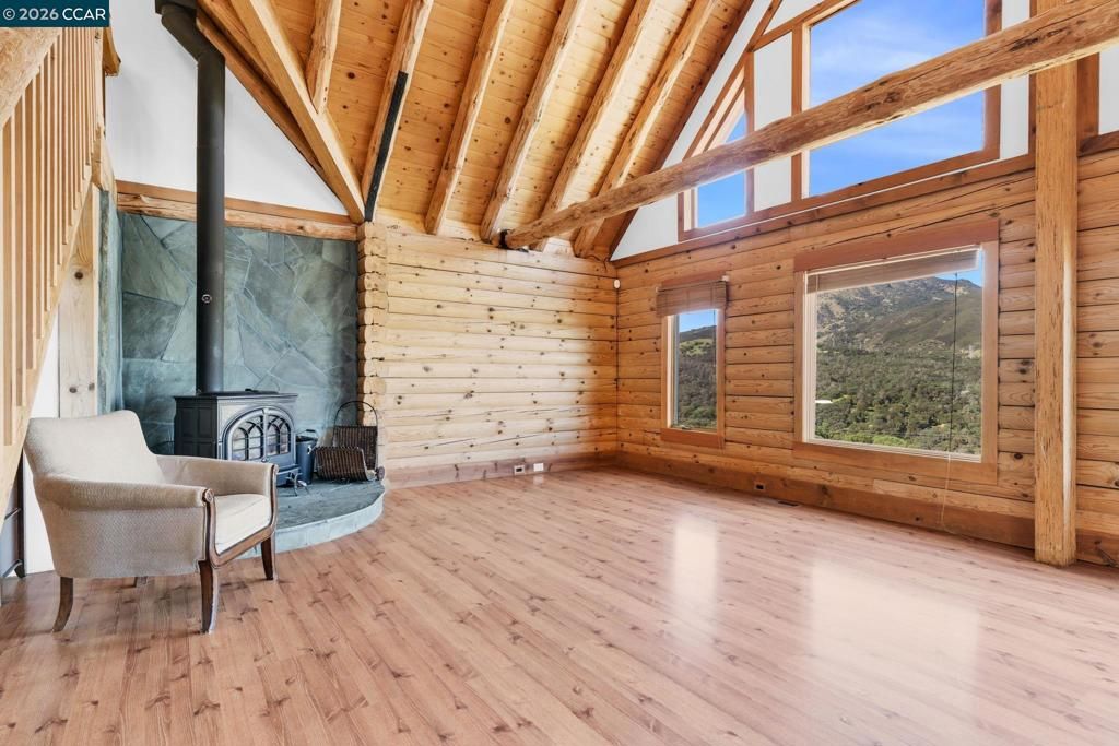 Image 11 of property listing at 530 Leon Way, Clayton, CA 94517