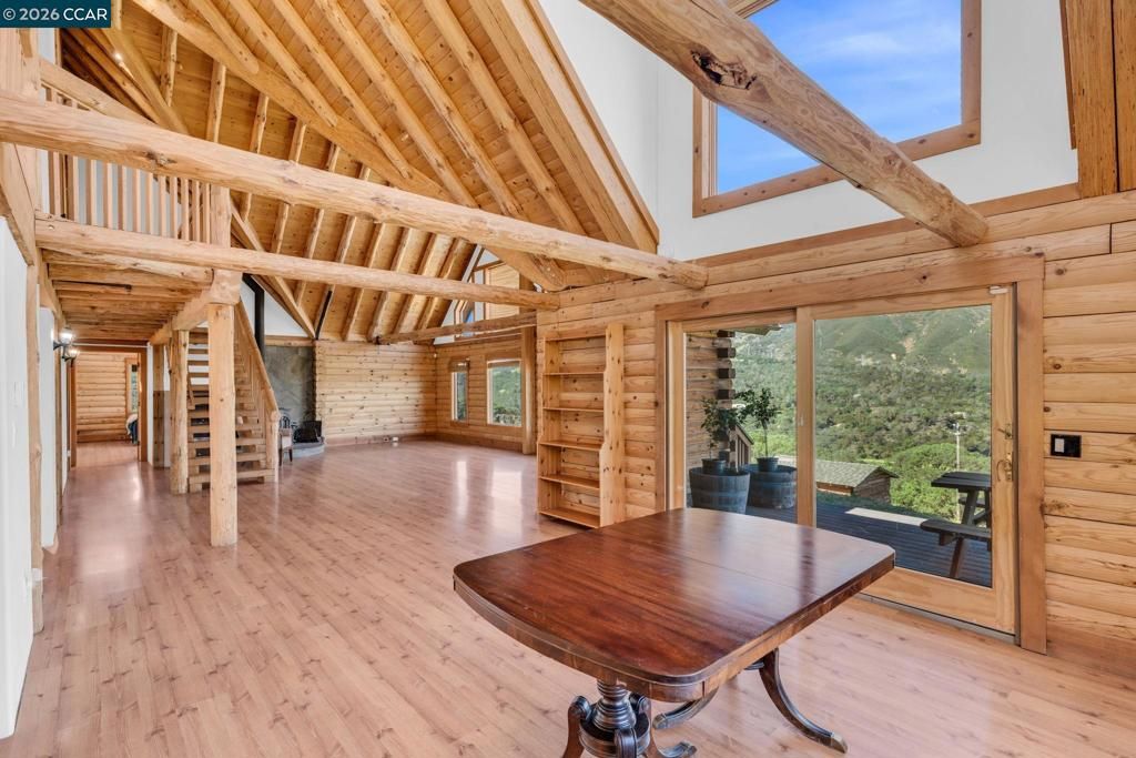 Image 16 of property listing at 530 Leon Way, Clayton, CA 94517