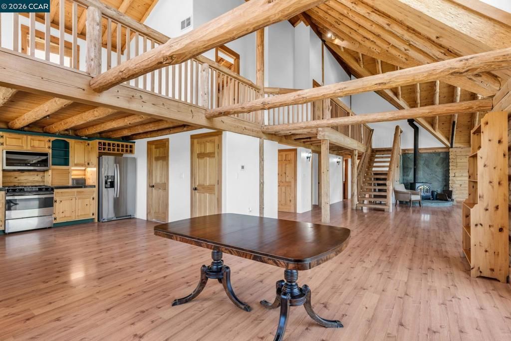 Image 17 of property listing at 530 Leon Way, Clayton, CA 94517