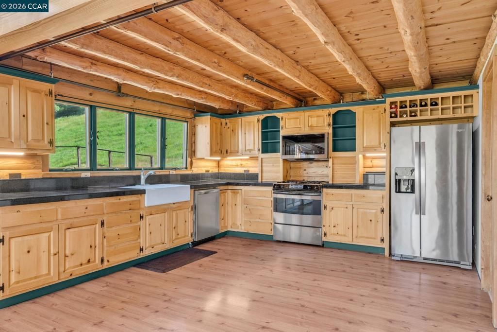 Image 19 of property listing at 530 Leon Way, Clayton, CA 94517