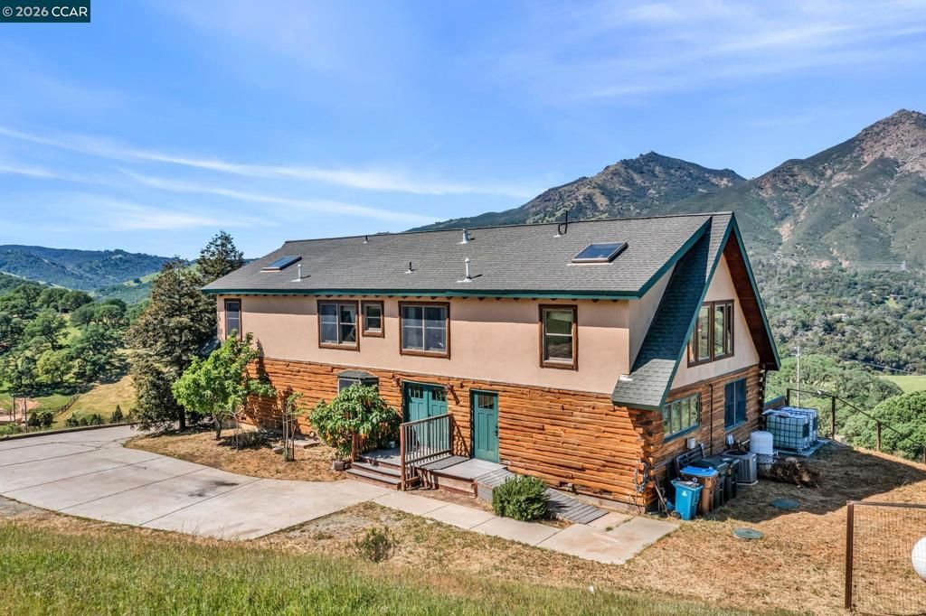 Image 47 of property listing at 530 Leon Way, Clayton, CA 94517