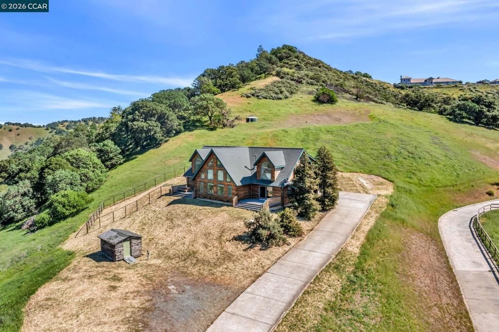 Image 58 of property listing at 530 Leon Way, Clayton, CA 94517