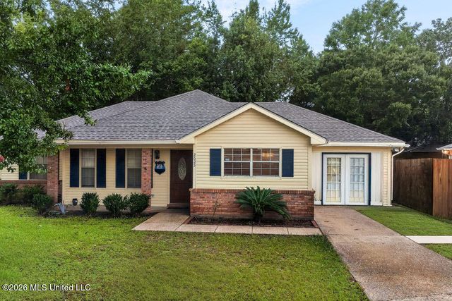 2625 Beachview Drive, Ocean Springs, MS 39564