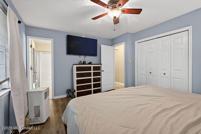 2625 Beachview Drive, Ocean Springs, MS 39564