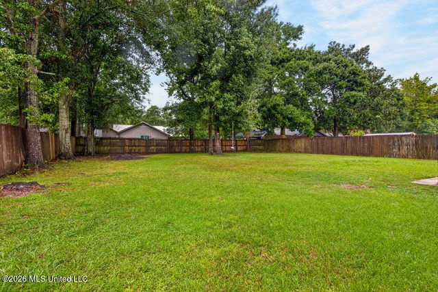 2625 Beachview Drive, Ocean Springs, MS 39564