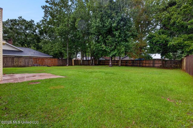 2625 Beachview Drive, Ocean Springs, MS 39564