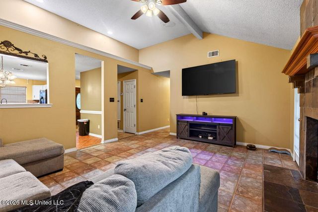 2625 Beachview Drive, Ocean Springs, MS 39564