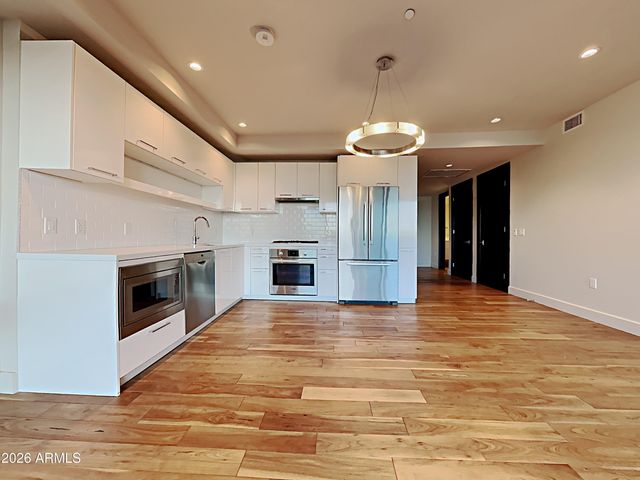 4422 N 75TH Street 3011, Scottsdale, AZ 85251