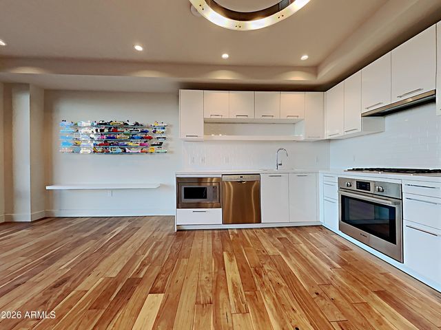 4422 N 75TH Street 3011, Scottsdale, AZ 85251