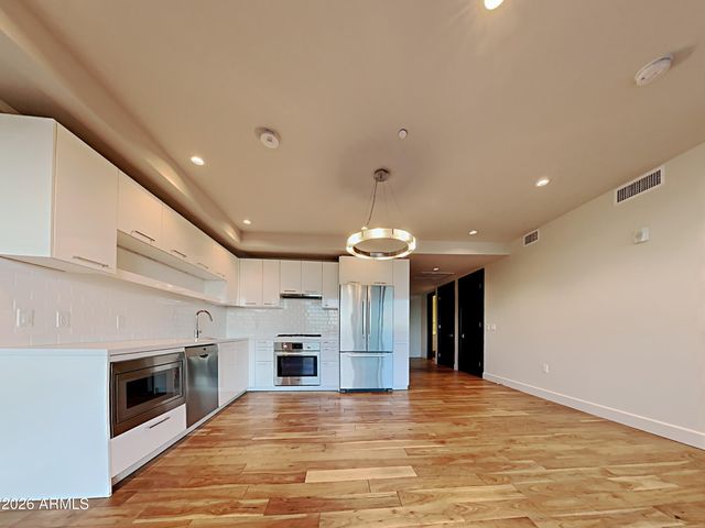 4422 N 75TH Street 3011, Scottsdale, AZ 85251