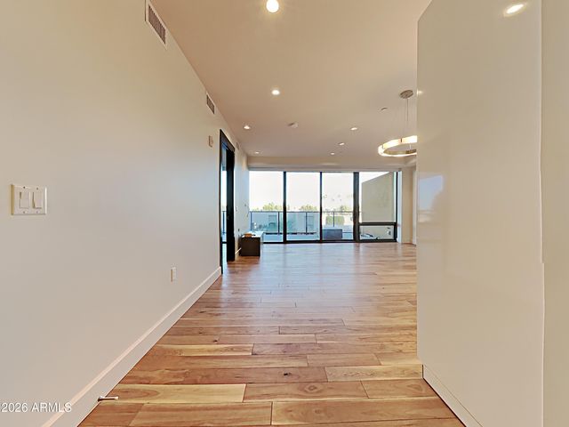 4422 N 75TH Street 3011, Scottsdale, AZ 85251