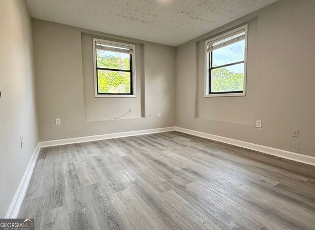 2592 Deerfield Circle SW, Marietta, GA 30064