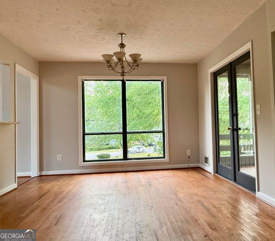 2592 Deerfield Circle SW, Marietta, GA 30064