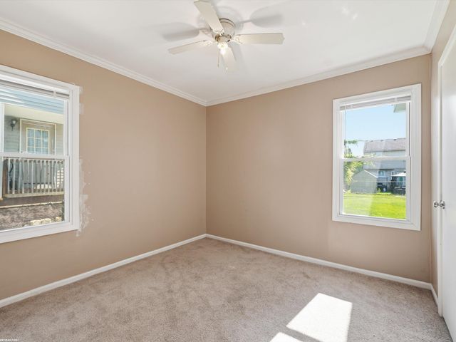 27320 Lawnwood Street, Roseville, MI 48066