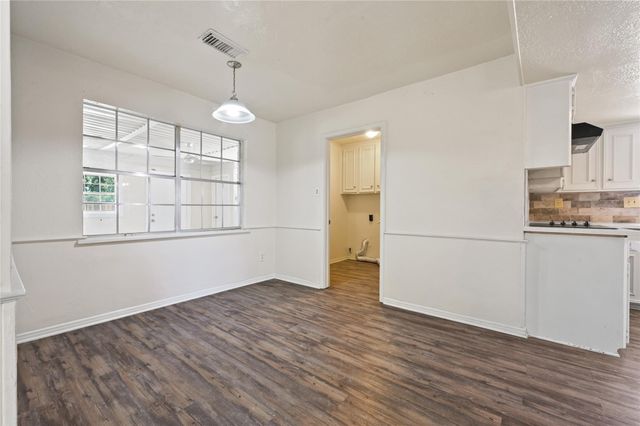 15015 Gladebrook Drive, Houston, TX 77068