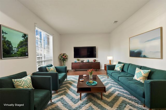 15015 Gladebrook Drive, Houston, TX 77068
