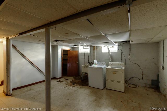 4137 Duplex Avenue, Lincoln Park, MI 48146