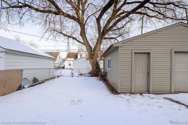 4137 Duplex Avenue, Lincoln Park, MI 48146