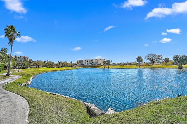 1611 FAIRWAY OAKS DRIVE, Palmetto, FL 34221