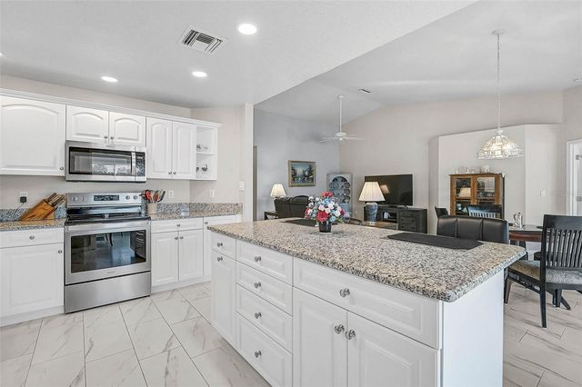 1611 FAIRWAY OAKS DRIVE, Palmetto, FL 34221