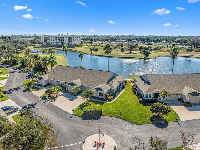 1611 FAIRWAY OAKS DRIVE, Palmetto, FL 34221