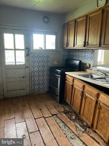 4400 NORFOLK AVE, Baltimore, MD 21216