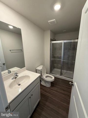 18 IRONWOOD CT, Kearneysville, WV 25430