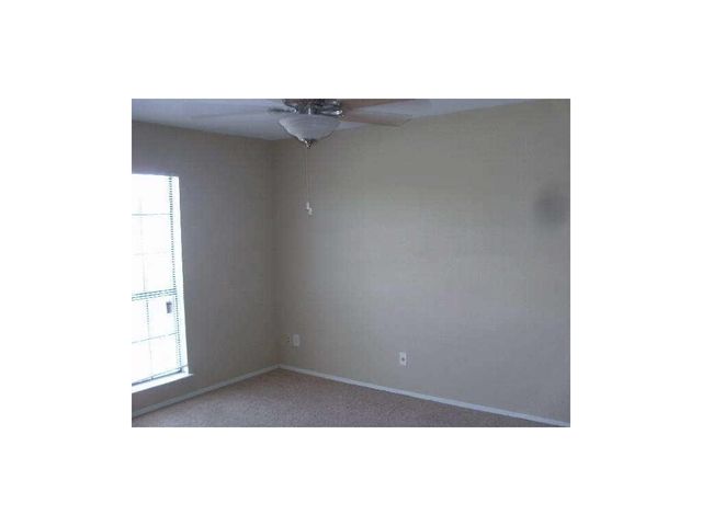 6733 Dandelion Drive, Fort Worth, TX 76137