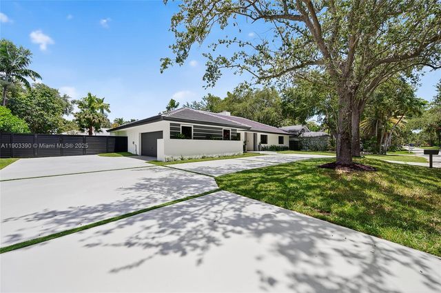 7865 SW 183rd Ter, Palmetto Bay, FL 33157