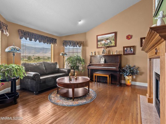 801 Larson Lane, Coleville, CA 96107