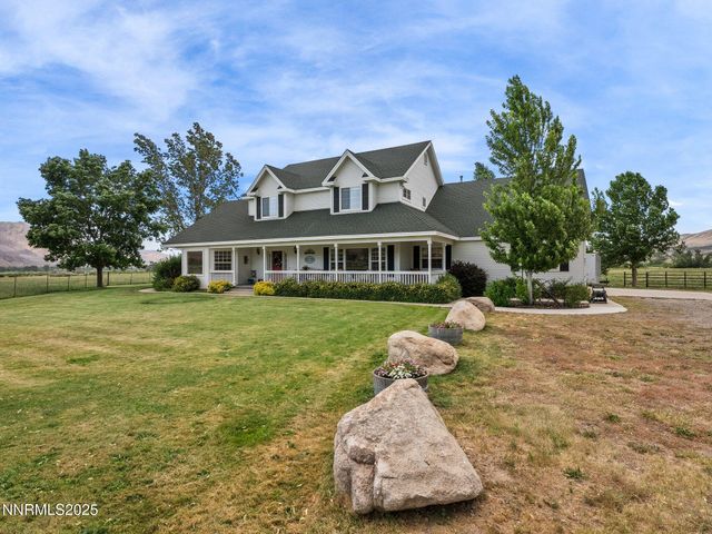 801 Larson Lane, Coleville, CA 96107