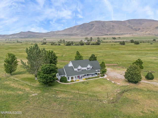 801 Larson Lane, Coleville, CA 96107