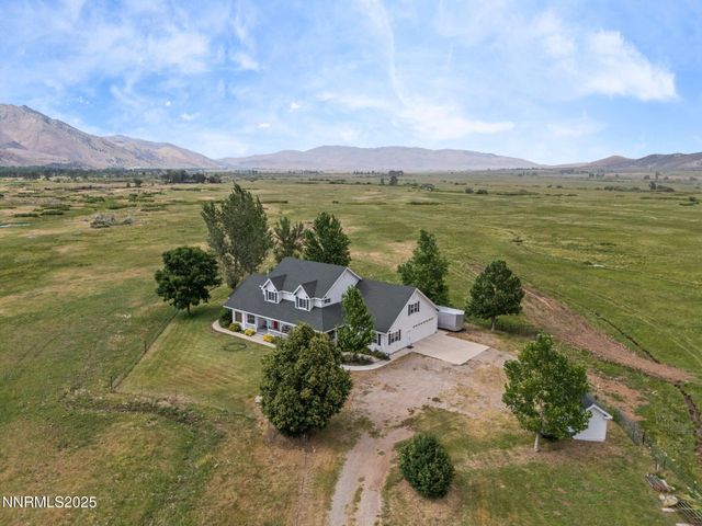 801 Larson Lane, Coleville, CA 96107