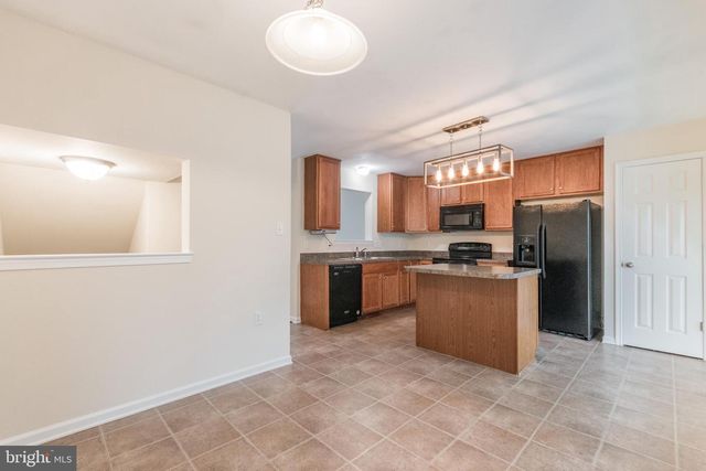 48 CARNEGIE LINKS DR, Martinsburg, WV 25405