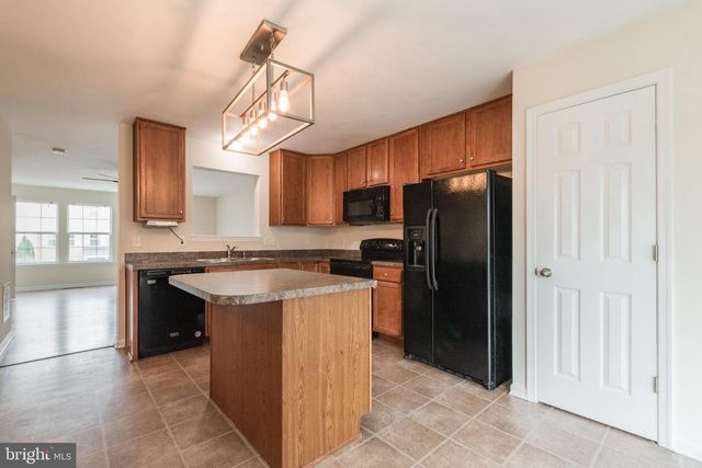 48 CARNEGIE LINKS DR, Martinsburg, WV 25405