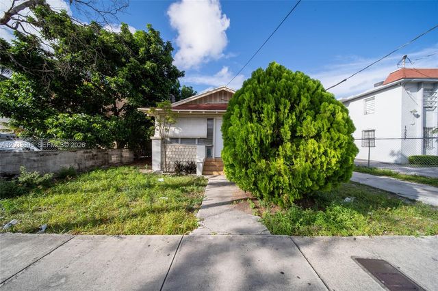 1267 NW 3rd St, Miami, FL 33125