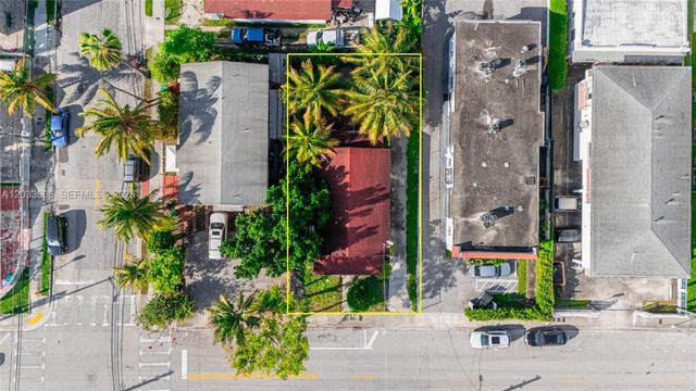 1267 NW 3rd St, Miami, FL 33125