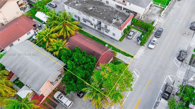 1267 NW 3rd St, Miami, FL 33125