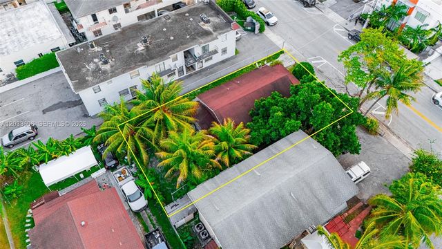 1267 NW 3rd St, Miami, FL 33125