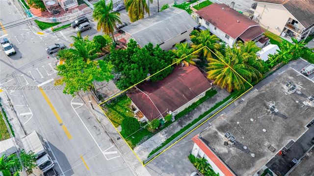 1267 NW 3rd St, Miami, FL 33125