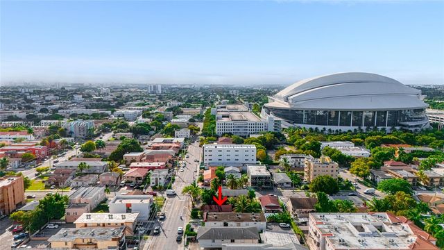 1267 NW 3rd St, Miami, FL 33125