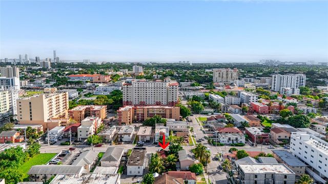 1267 NW 3rd St, Miami, FL 33125