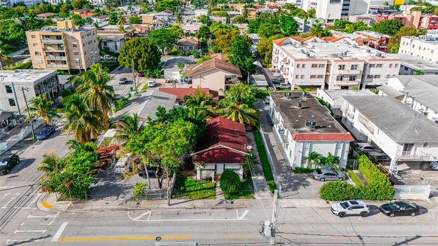 1267 NW 3rd St, Miami, FL 33125