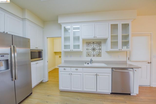 294 S Arbona Circle, Sonora, CA 95370