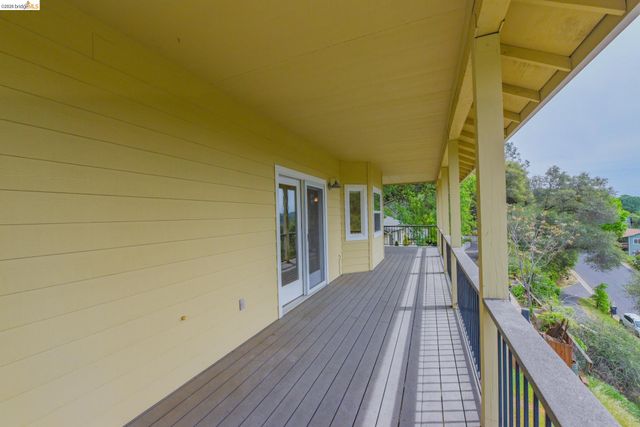 294 S Arbona Circle, Sonora, CA 95370