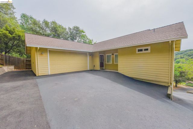 294 S Arbona Circle, Sonora, CA 95370